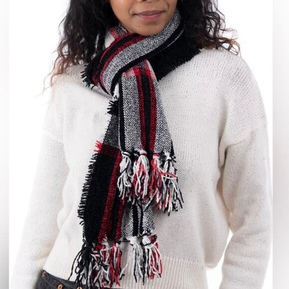 Style & Co Winter Tartan Plaid Chenille Fringe Scarf Rectangle Festive NEW - Picture 14 of 15